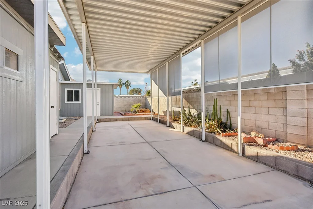 2949 Gavilan, Las Vegas, NV 89122