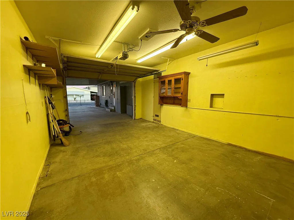 2949 Gavilan, Las Vegas, NV 89122