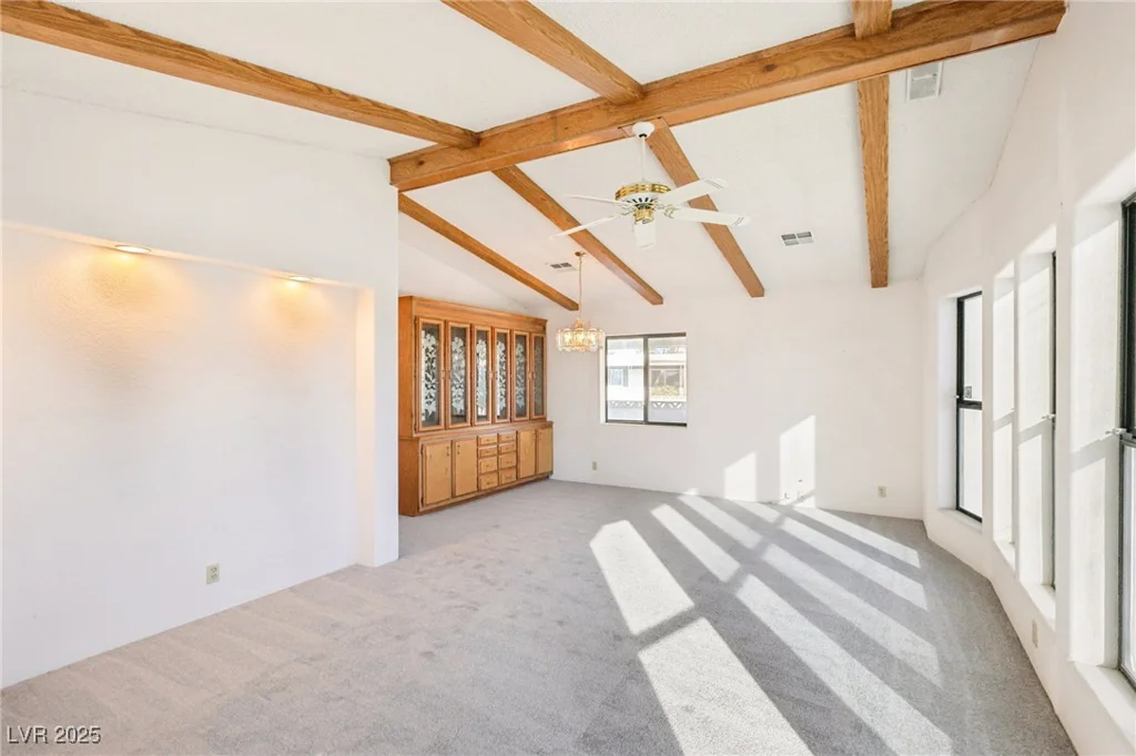 2949 Gavilan, Las Vegas, NV 89122