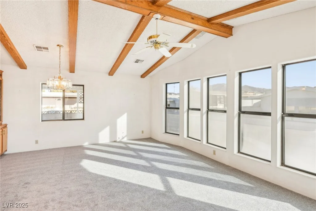 2949 Gavilan, Las Vegas, NV 89122
