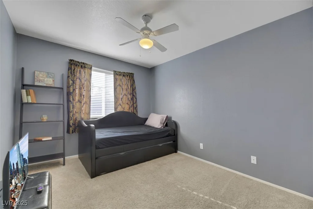 718 Glenwood Springs, North Las Vegas, NV 89032