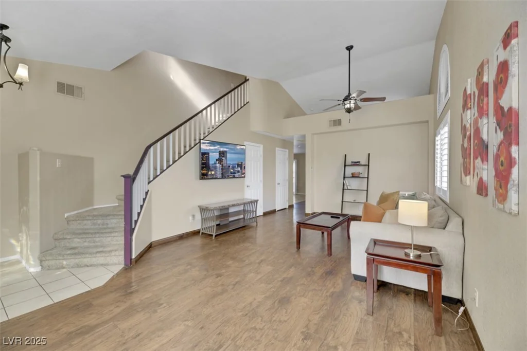 718 Glenwood Springs, North Las Vegas, NV 89032
