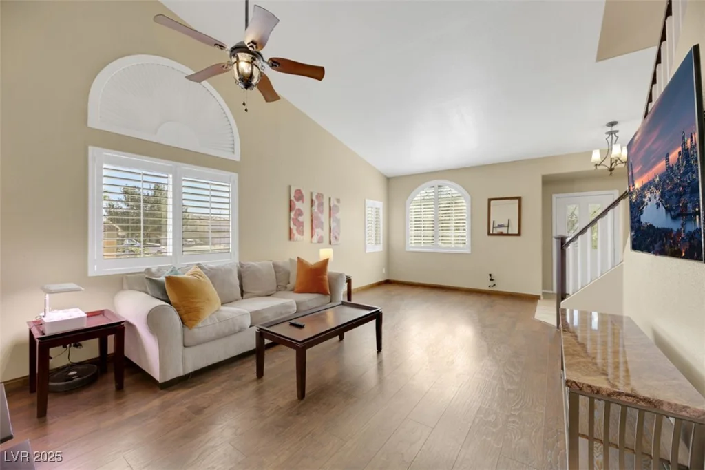718 Glenwood Springs, North Las Vegas, NV 89032