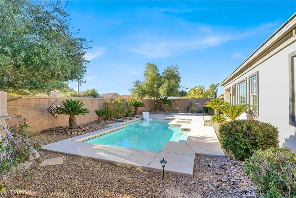 2423 Blair Castle, Henderson, NV 89044