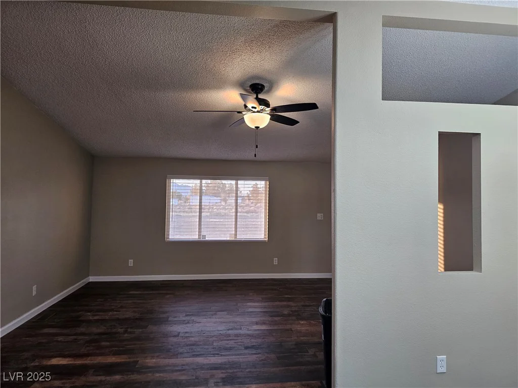2761 Prospector, Pahrump, NV 89048