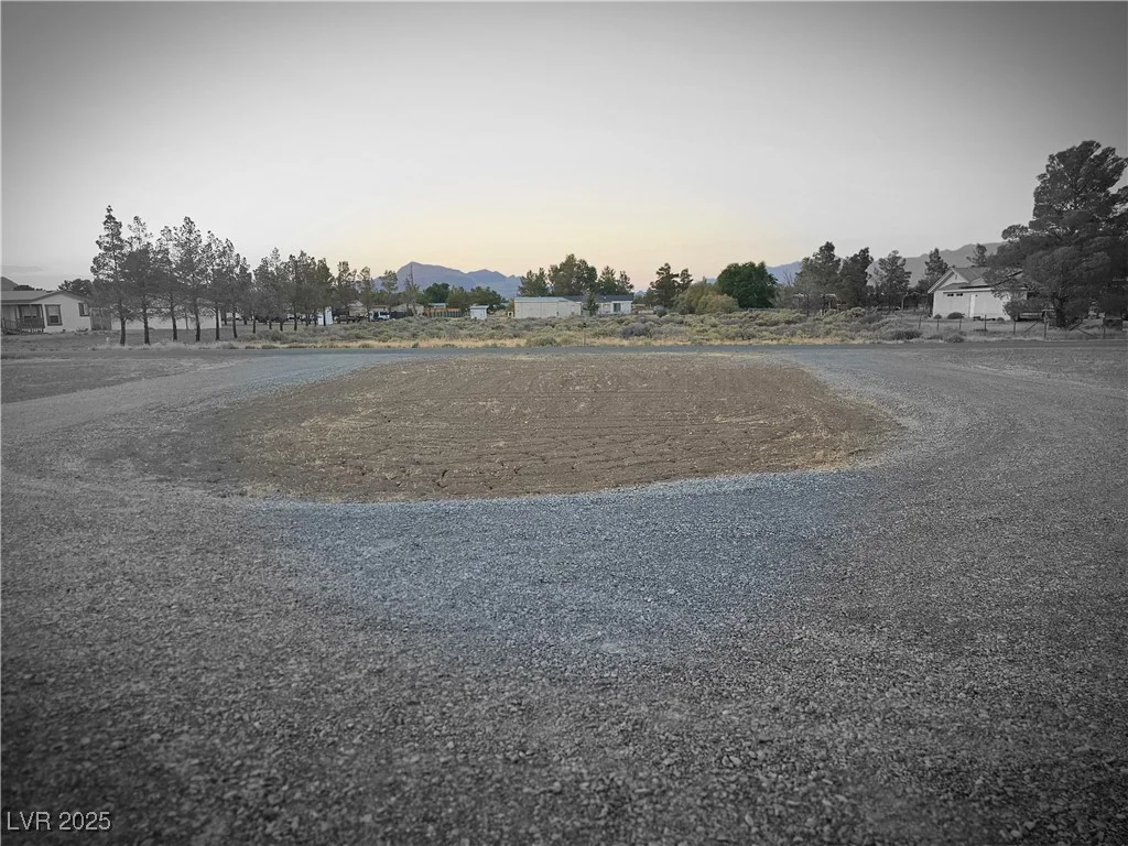 2761 Prospector, Pahrump, NV 89048