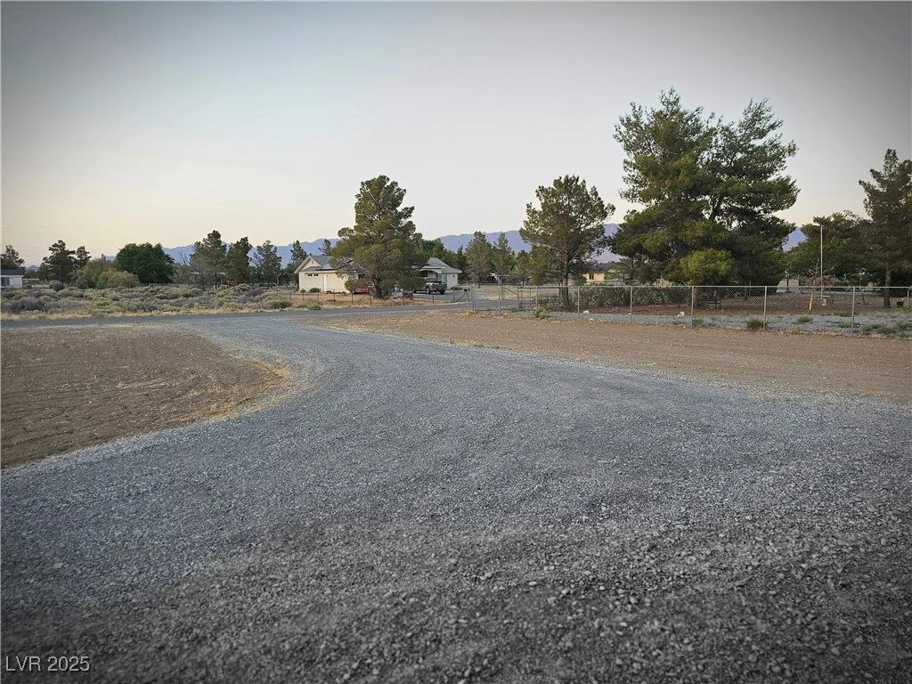 2761 Prospector, Pahrump, NV 89048