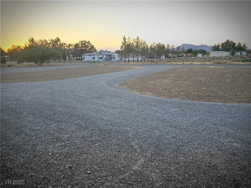 2761 Prospector, Pahrump, NV 89048