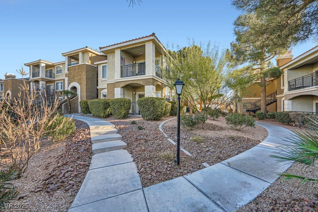 2900 Sunridge Heights, Henderson, NV 89052