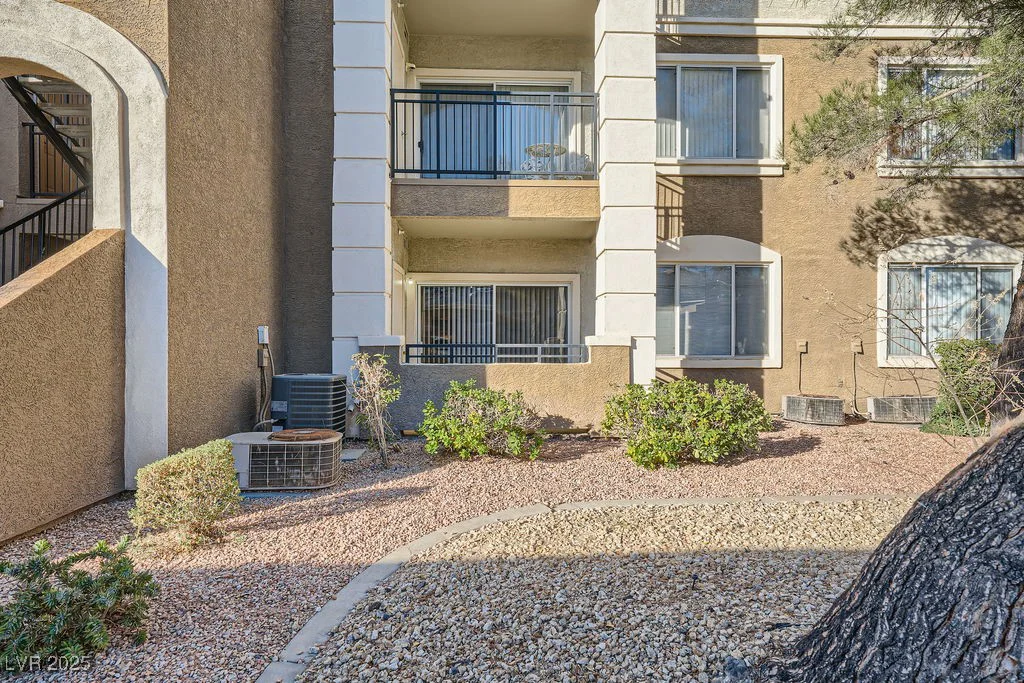 2900 Sunridge Heights, Henderson, NV 89052
