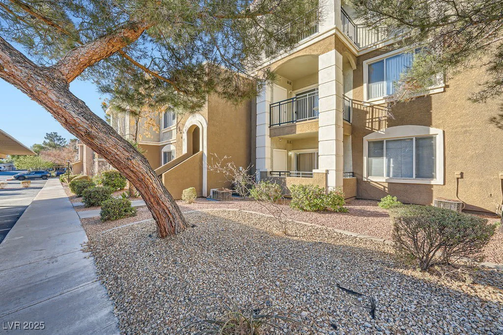 2900 Sunridge Heights, Henderson, NV 89052