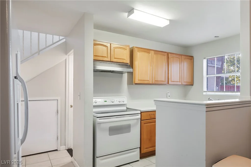 796 Tam O Shanter, Las Vegas, NV 89109