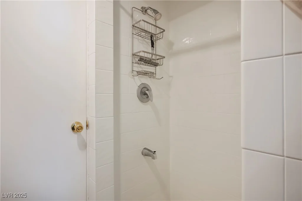 796 Tam O Shanter, Las Vegas, NV 89109