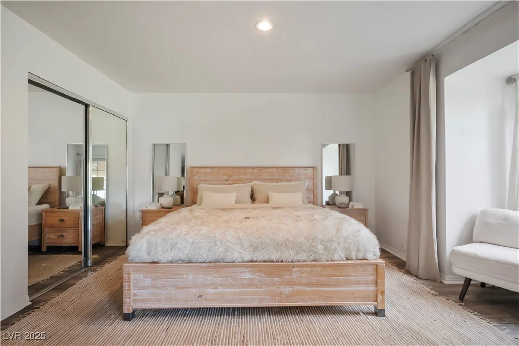 796 Tam O Shanter, Las Vegas, NV 89109