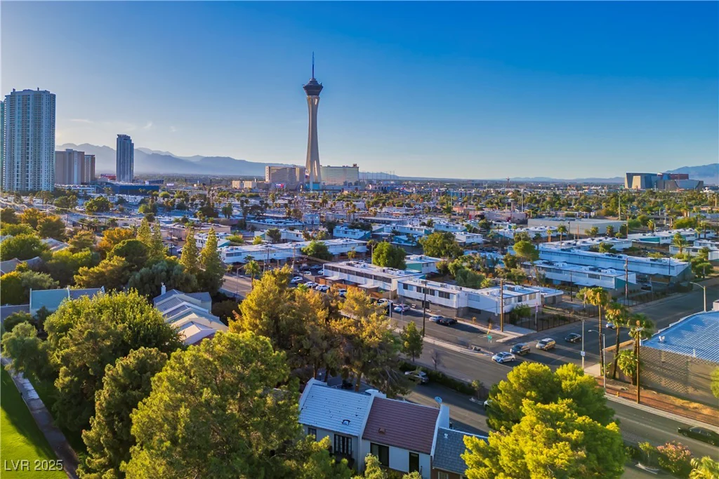 796 Tam O Shanter, Las Vegas, NV 89109