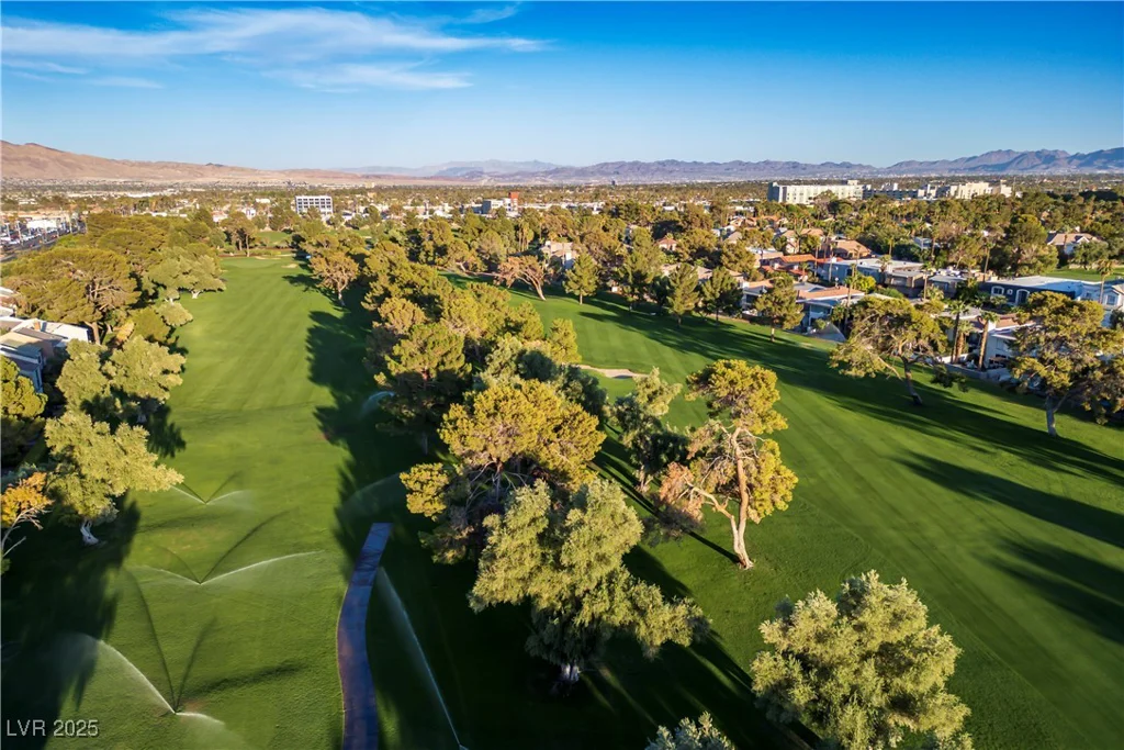 796 Tam O Shanter, Las Vegas, NV 89109
