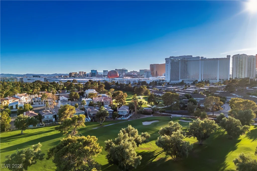 796 Tam O Shanter, Las Vegas, NV 89109