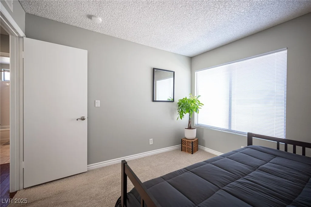 6575 Ellerhurst, Las Vegas, NV 89103