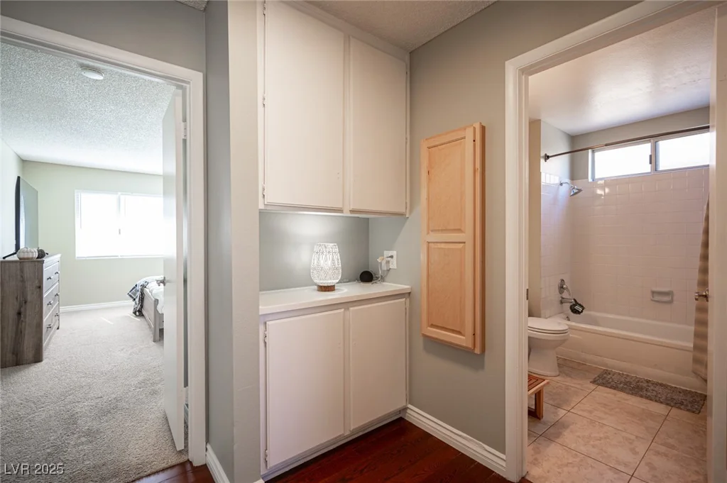 6575 Ellerhurst, Las Vegas, NV 89103