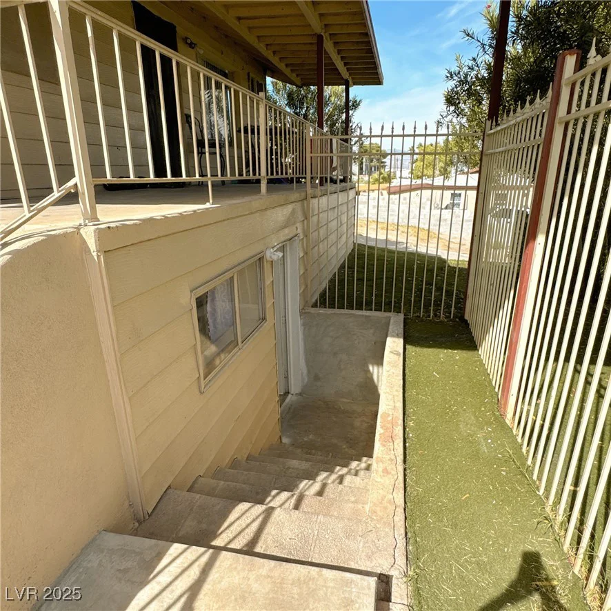 447 13th, Las Vegas, NV 89101
