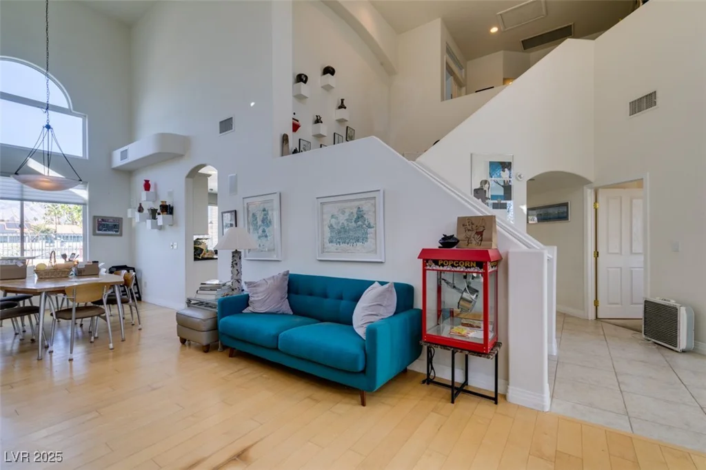 2469 Sun Reef, Las Vegas, NV 89128