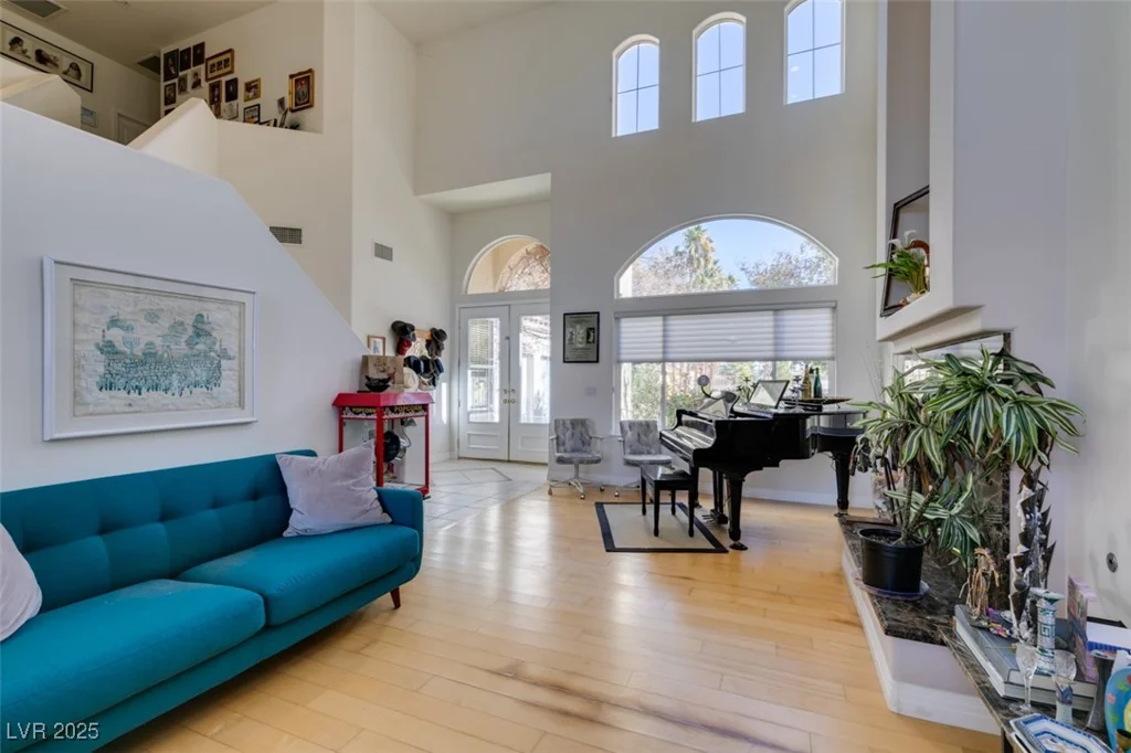 2469 Sun Reef, Las Vegas, NV 89128