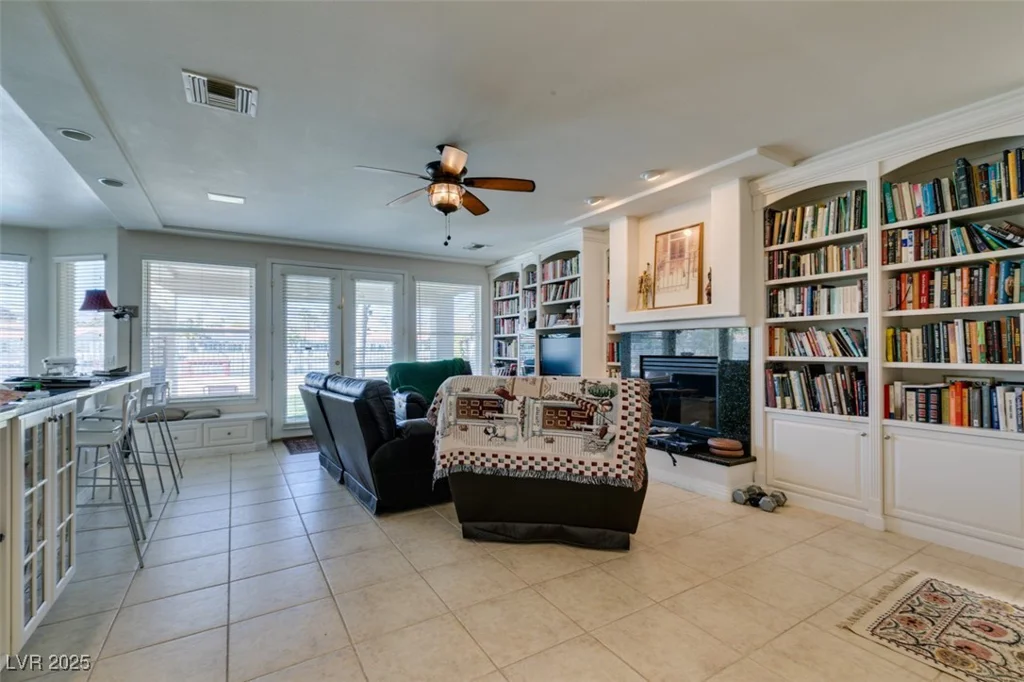 2469 Sun Reef, Las Vegas, NV 89128