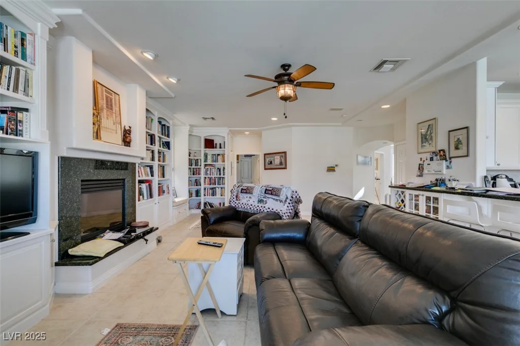 2469 Sun Reef, Las Vegas, NV 89128