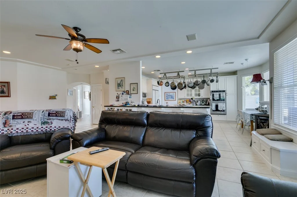 2469 Sun Reef, Las Vegas, NV 89128