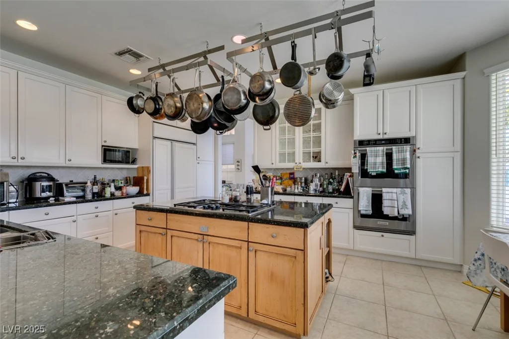2469 Sun Reef, Las Vegas, NV 89128