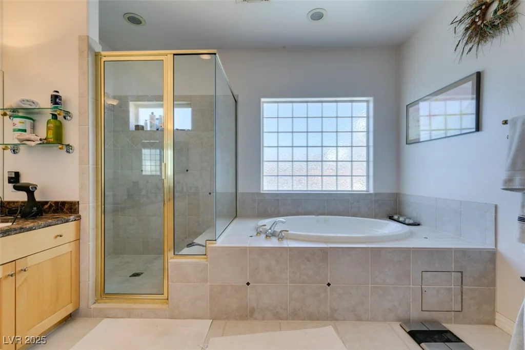 2469 Sun Reef, Las Vegas, NV 89128