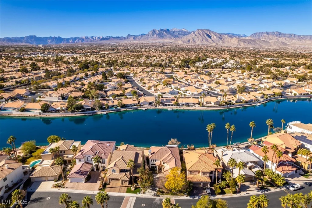 2469 Sun Reef, Las Vegas, NV 89128
