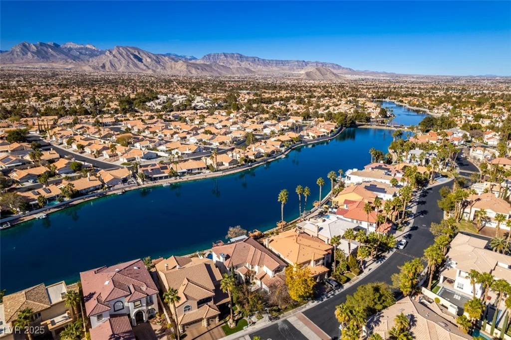 2469 Sun Reef, Las Vegas, NV 89128
