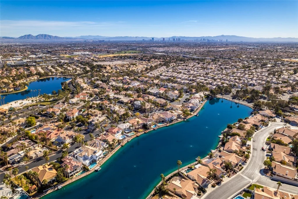 2469 Sun Reef, Las Vegas, NV 89128