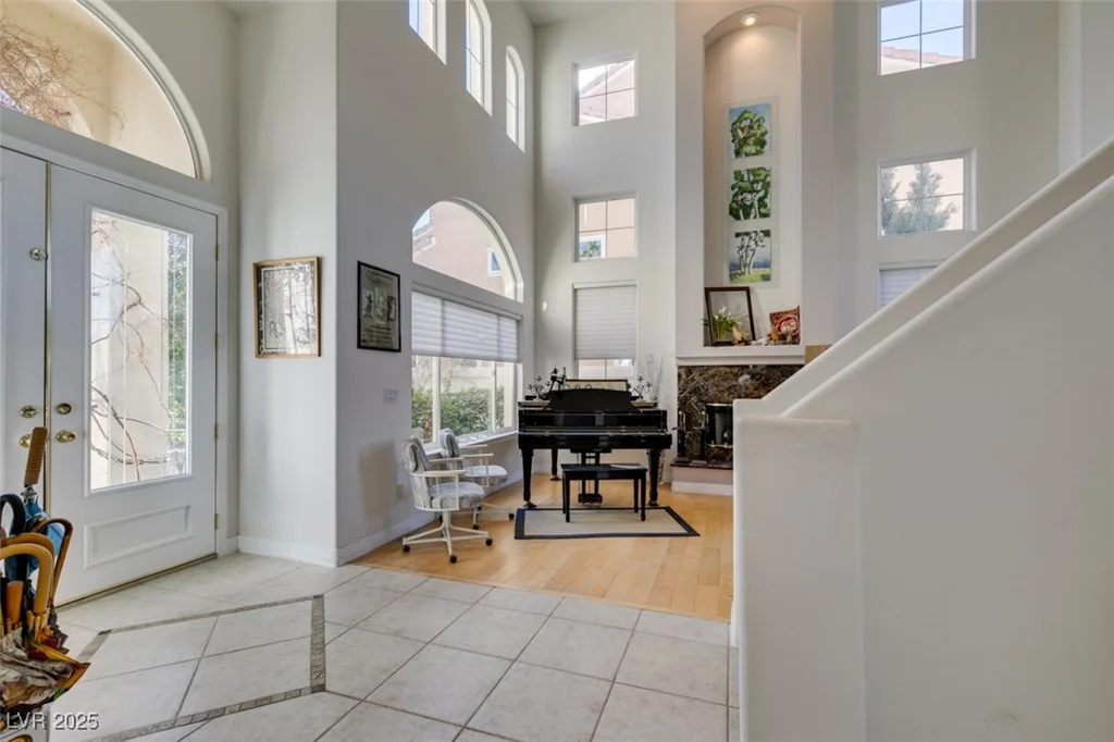 2469 Sun Reef, Las Vegas, NV 89128