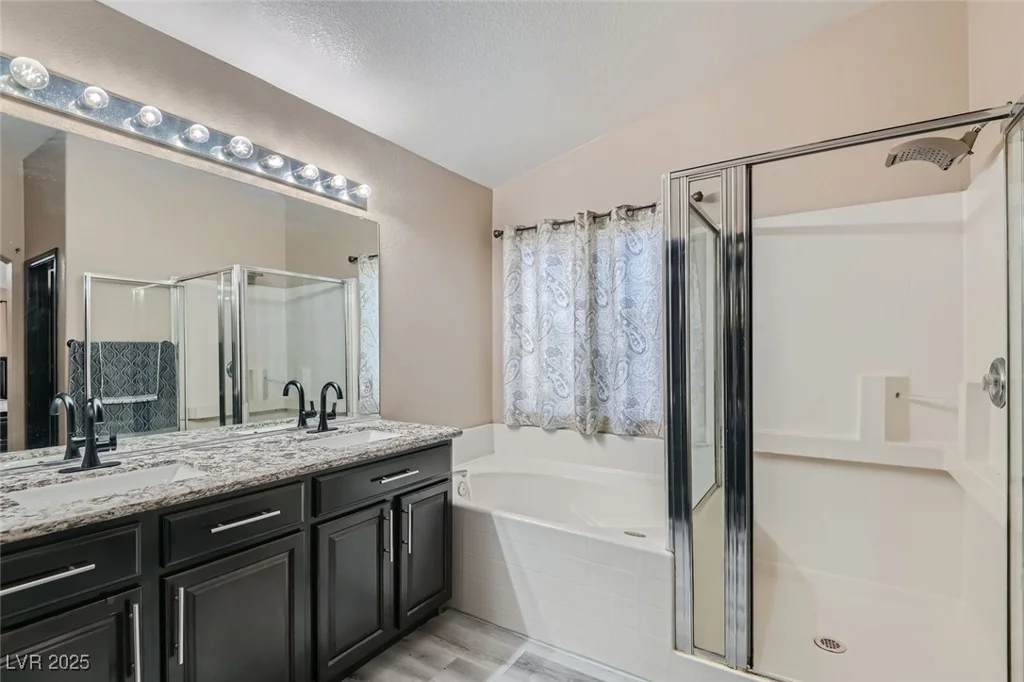 2108 Royal Antilles, North Las Vegas, NV 89031