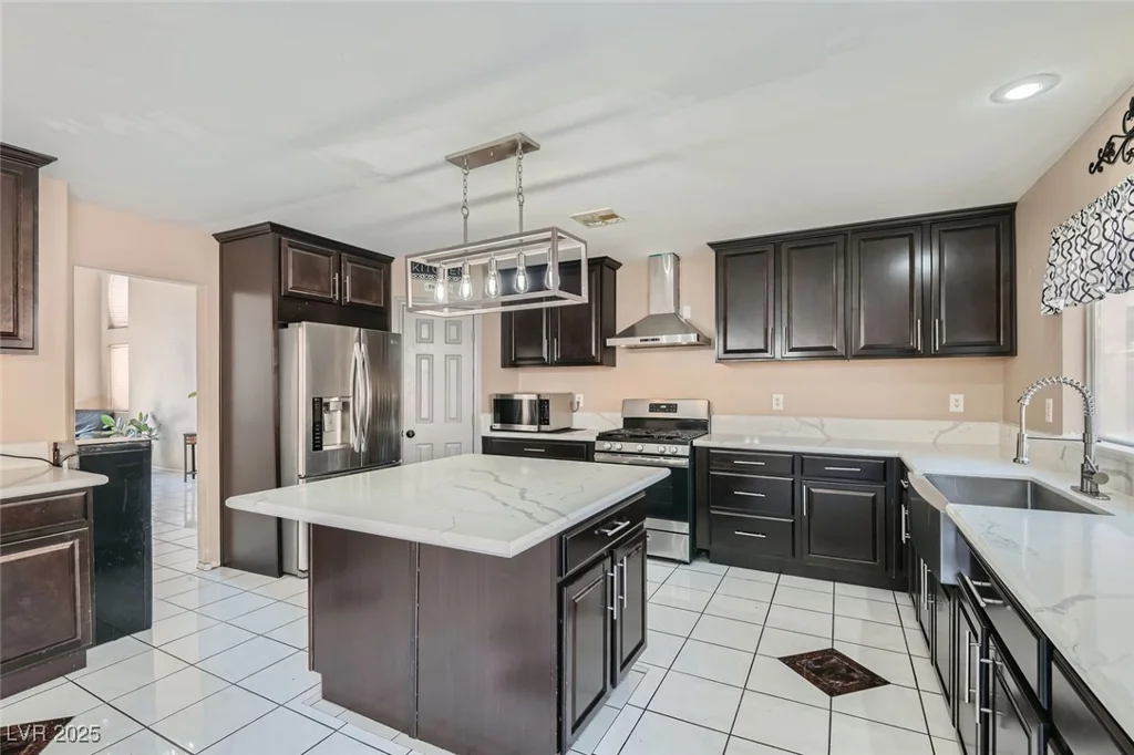 2108 Royal Antilles, North Las Vegas, NV 89031