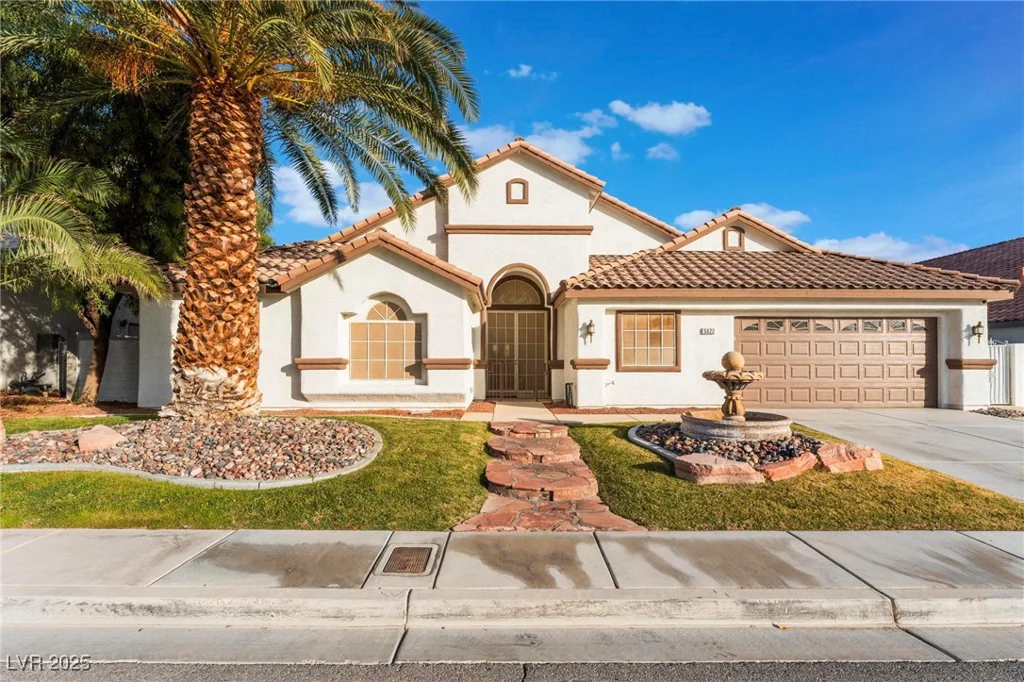 5522 Oakview Falls, Las Vegas, NV 89148