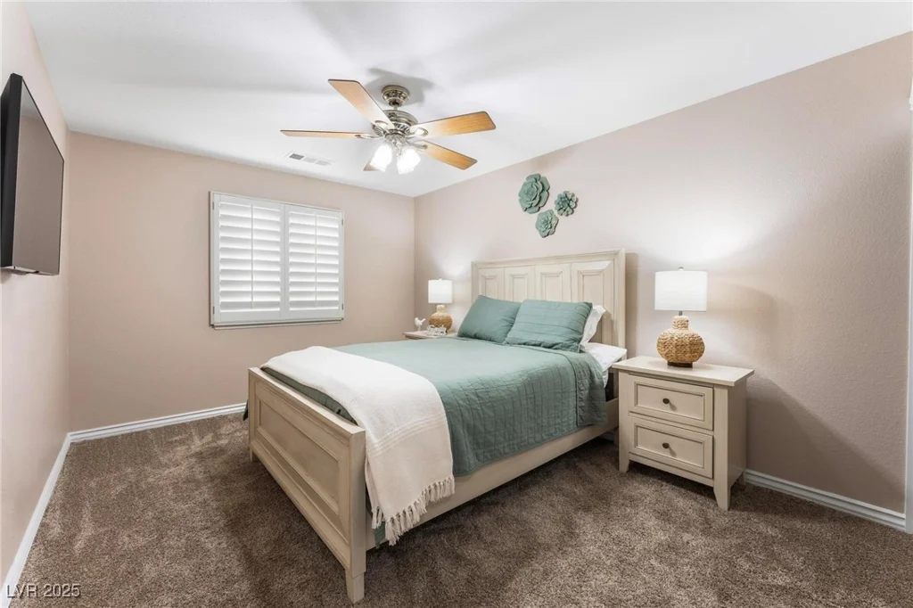 5522 Oakview Falls, Las Vegas, NV 89148