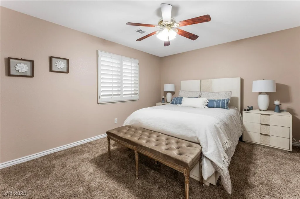 5522 Oakview Falls, Las Vegas, NV 89148