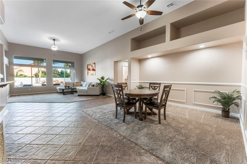 5522 Oakview Falls, Las Vegas, NV 89148