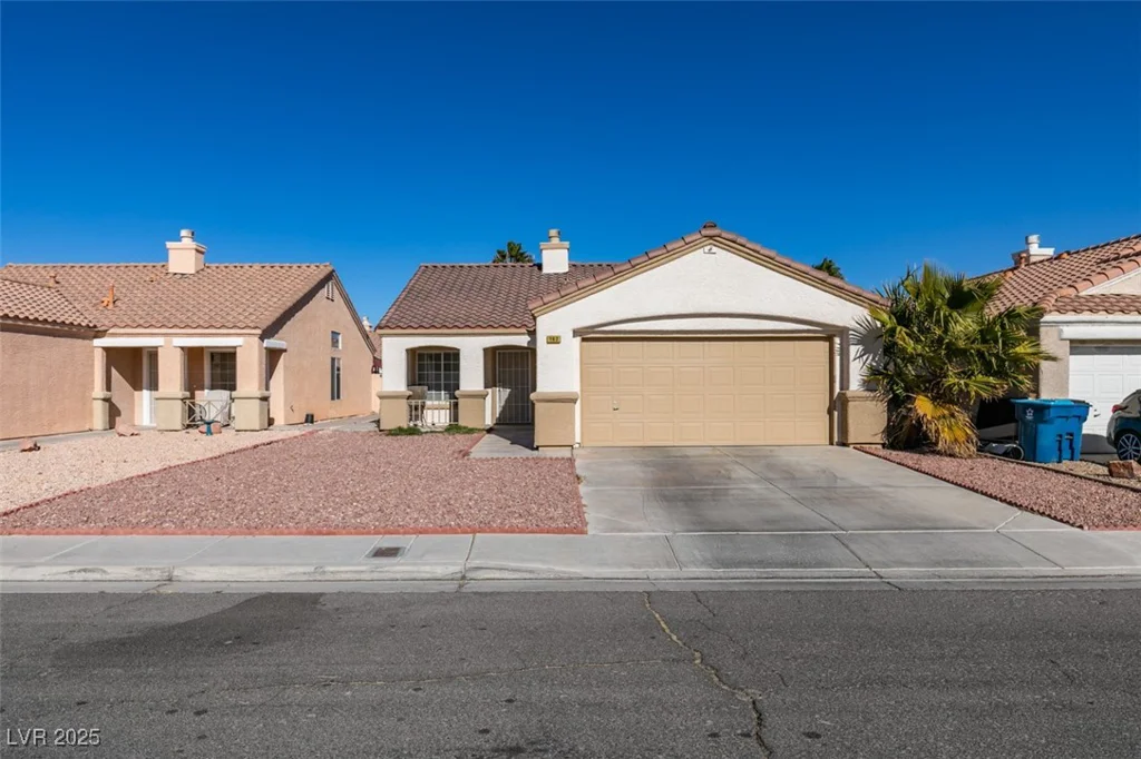 162 Windy Creek, Las Vegas, NV 89123