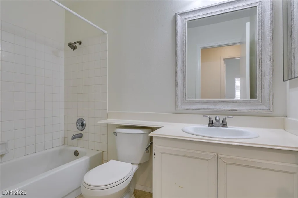 162 Windy Creek, Las Vegas, NV 89123
