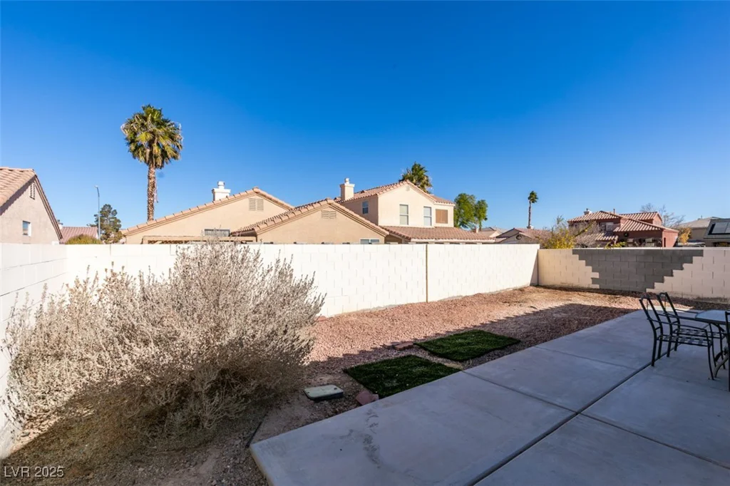 162 Windy Creek, Las Vegas, NV 89123