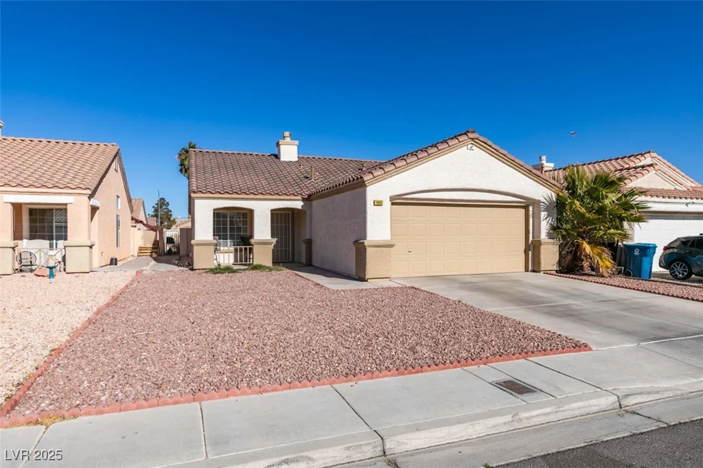162 Windy Creek, Las Vegas, NV 89123