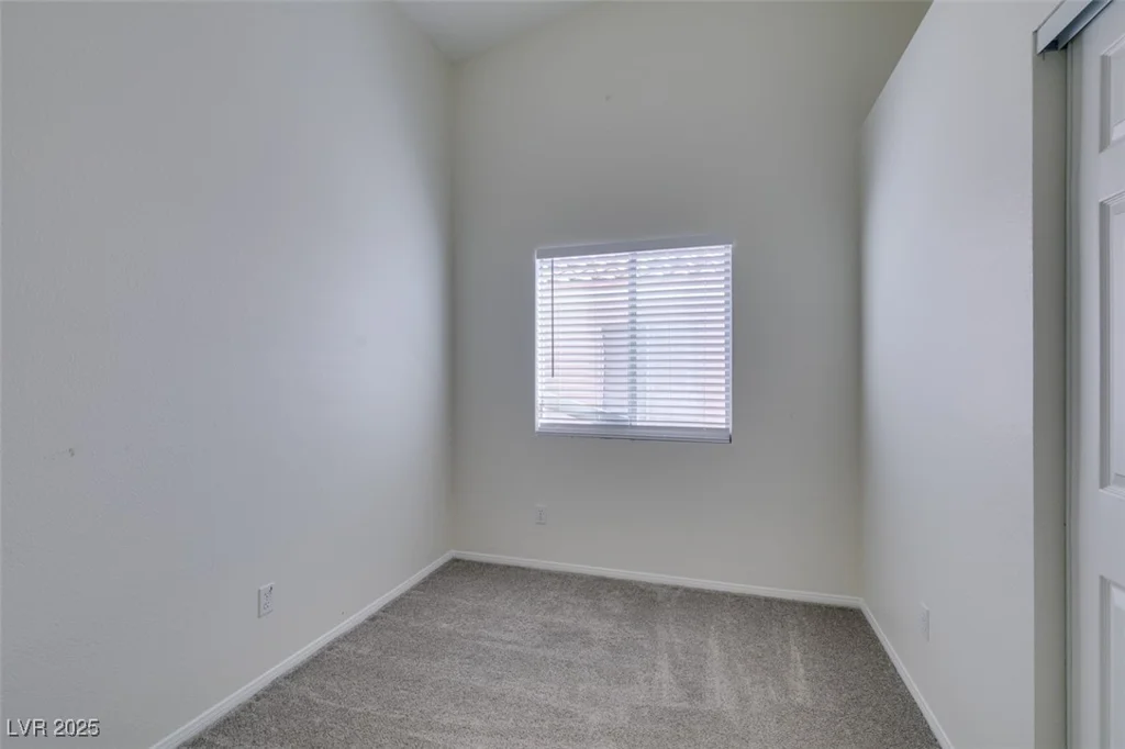 162 Windy Creek, Las Vegas, NV 89123