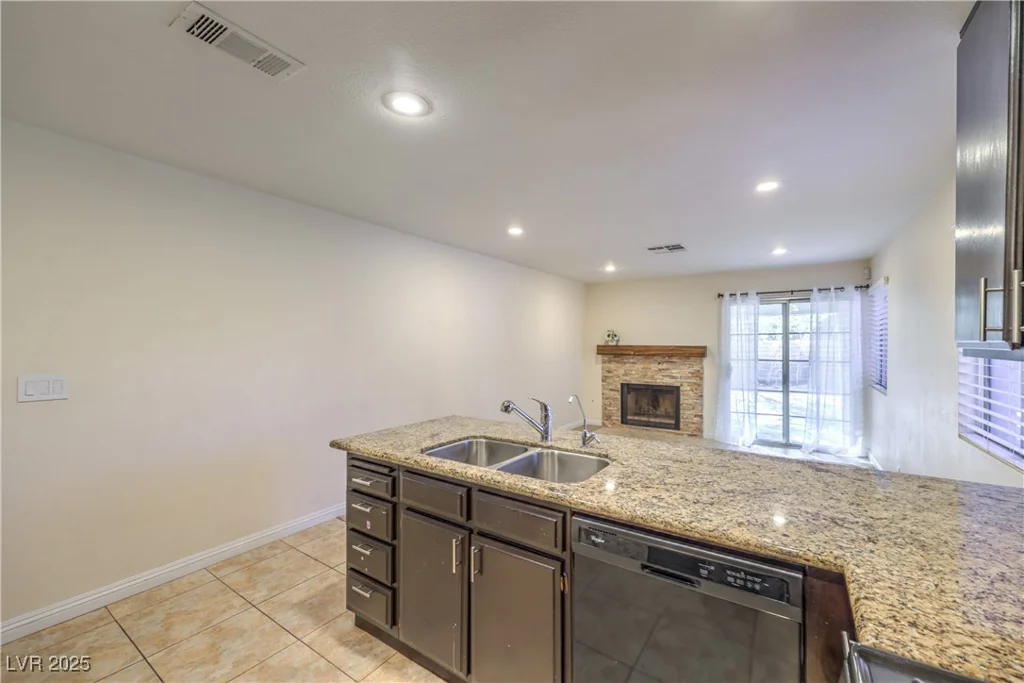7779 Parnell, Las Vegas, NV 89147