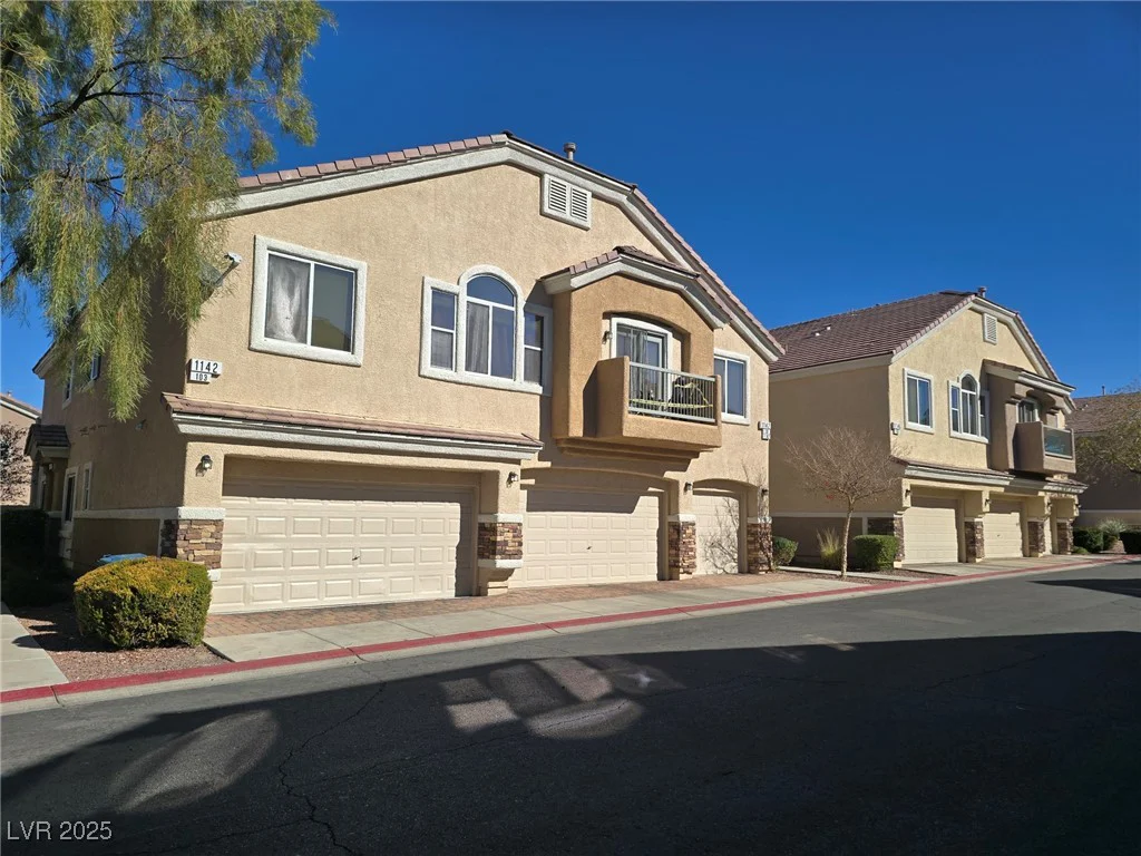 1142 Grass Pond, Henderson, NV 89002