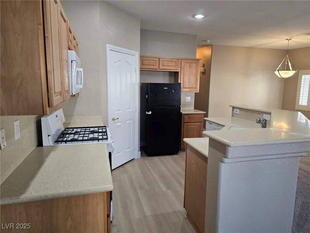 1142 Grass Pond, Henderson, NV 89002