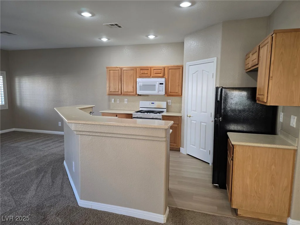 1142 Grass Pond, Henderson, NV 89002